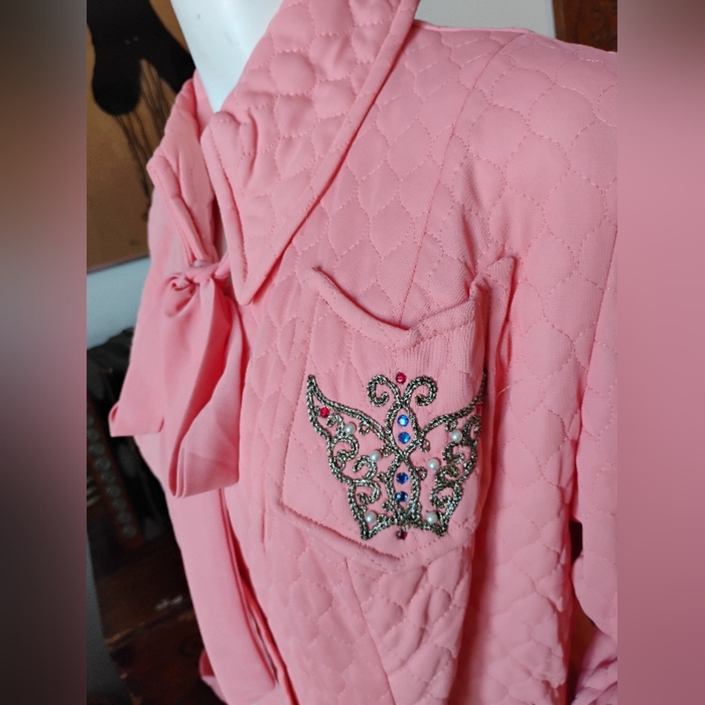 Gorgeous 40's Quilted Coral Jacket Size M/L. - Picture 6 of 12